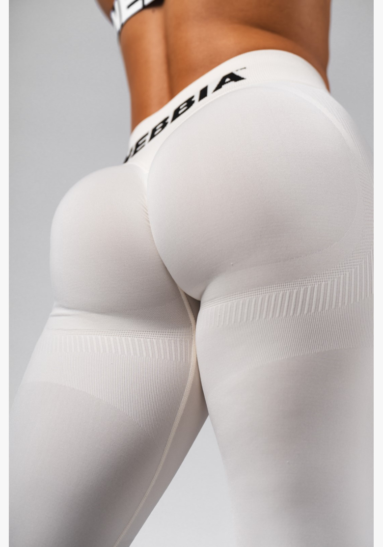 NEBBIA Bezšvové extra push-up legíny s vysokým pásom Flow Seamless krémové NEBBIA Bezšvové extra push-up legíny s vysokým pásom Flow Seamless krémové