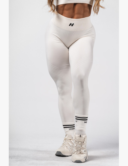 NEBBIA Tvarujúce bezšvové maximum push-up legíny FLOW SEAMLESS krémové