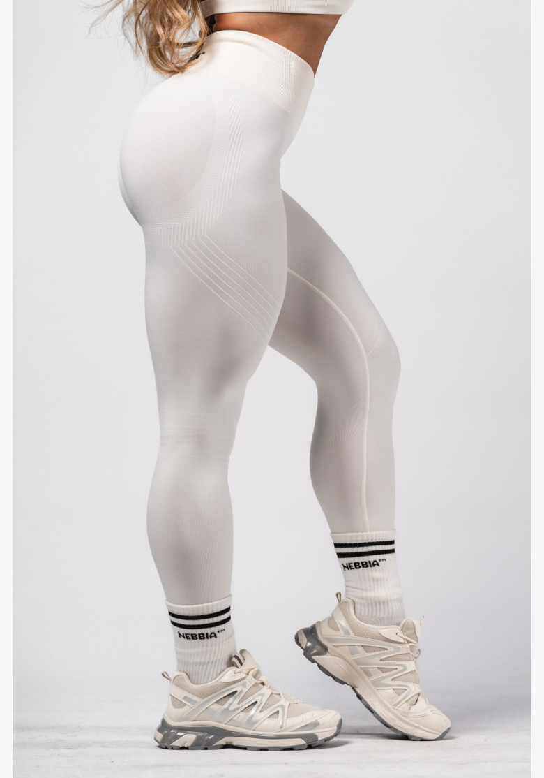 NEBBIA Tvarujúce bezšvové maximum push-up legíny FLOW SEAMLESS krémové NEBBIA Tvarujúce bezšvové maximum push-up legíny FLOW SEAMLESS krémové