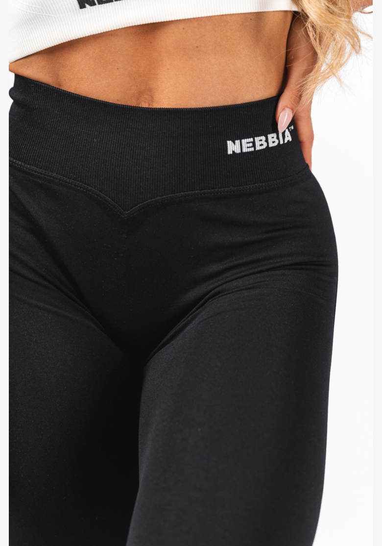 NEBBIA Tvarujúce bezšvové flared legíny FLOW SEAMLESS NEBBIA Tvarujúce bezšvové flared legíny FLOW SEAMLESS