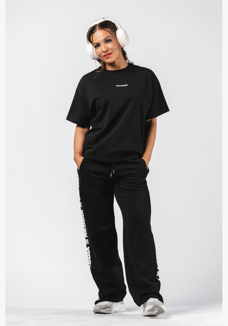NEBBIA Oversized tričko RESET čierne NEBBIA Oversized tričko RESET čierne