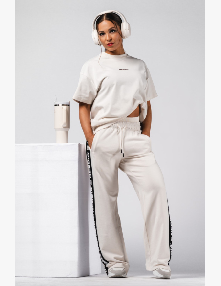 NEBBIA Oversized T-shirt RESET cream